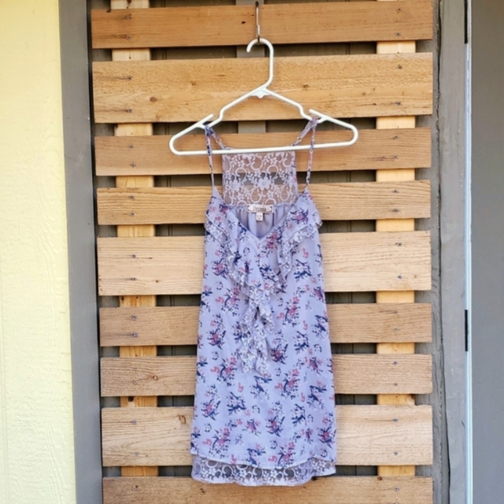 ⭐️3 for$20⭐️Womans Degree Tank Top XL has lace..
